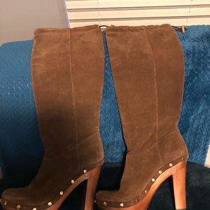 Tory Burch caramel brown boots